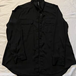 Women’s button up shirt